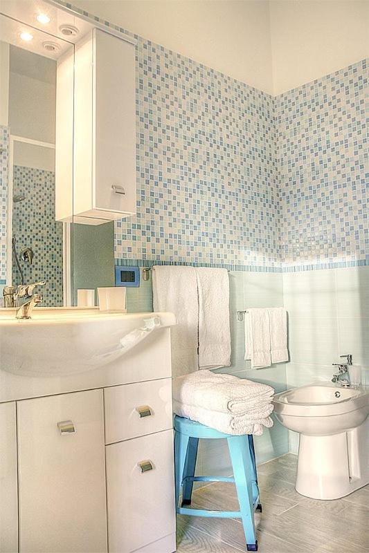 לינה וארוחת בוקר קמפובאסו Residenza Guglielmi מראה חיצוני תמונה